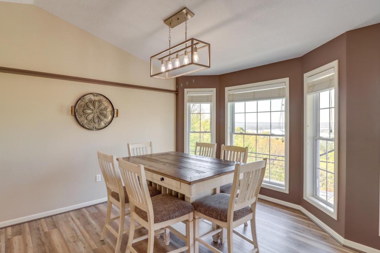 Charming Edgemont Home With Deck And Lake Views! Fairfield Bay エクステリア 写真