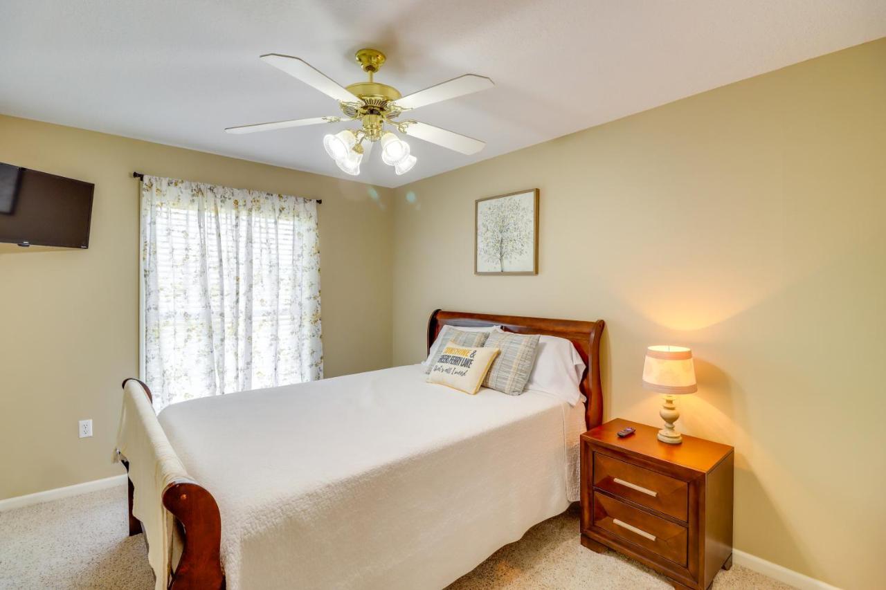 Charming Edgemont Home With Deck And Lake Views! Fairfield Bay エクステリア 写真