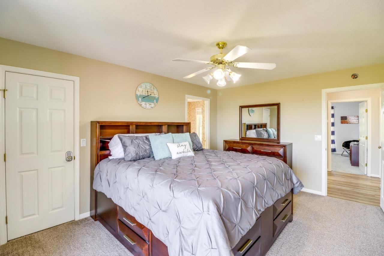 Charming Edgemont Home With Deck And Lake Views! Fairfield Bay エクステリア 写真